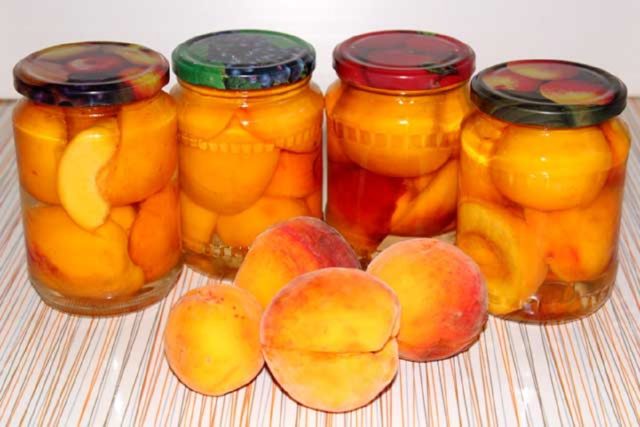 Как приготовить и обвалять персики в собственном соку