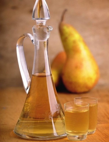 Заливка из груш: рецепты приготовления в домашних условиях с водкой, спиртом