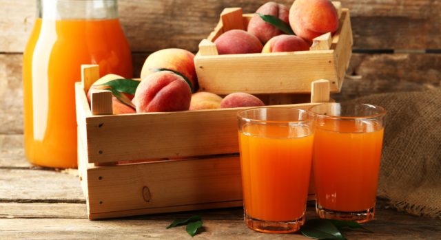 Рецепты приготовления домашнего персикового сока на зиму
