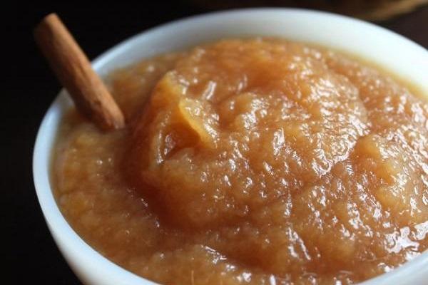 6 лучших рецептов яблочного пюре на зиму