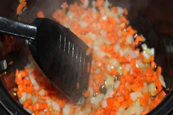 7 лучших пошаговых рецептов приготовления соуса Болоньезе на зиму