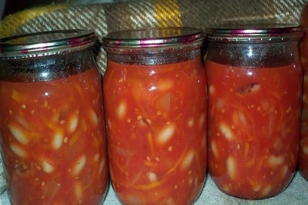 ТОП-12 потрясающих рецептов приготовления кабачков в помидорах на зиму пальчики оближешь