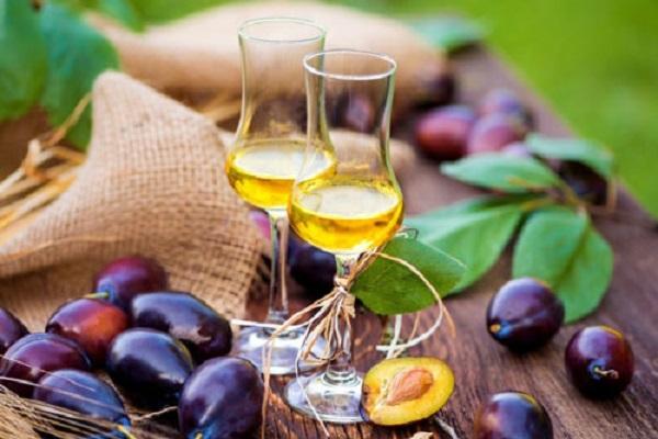 ТОП-13 пошаговых рецептов приготовления сливового вина в домашних условиях