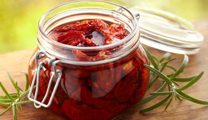 ТОП-17 пошаговых рецептов, как заготовить вяленые помидоры на зиму в домашних условиях