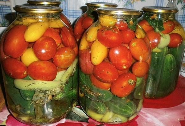 ТОП-3 рецепта различных помидоров и огурцов с лимонной кислотой на зиму