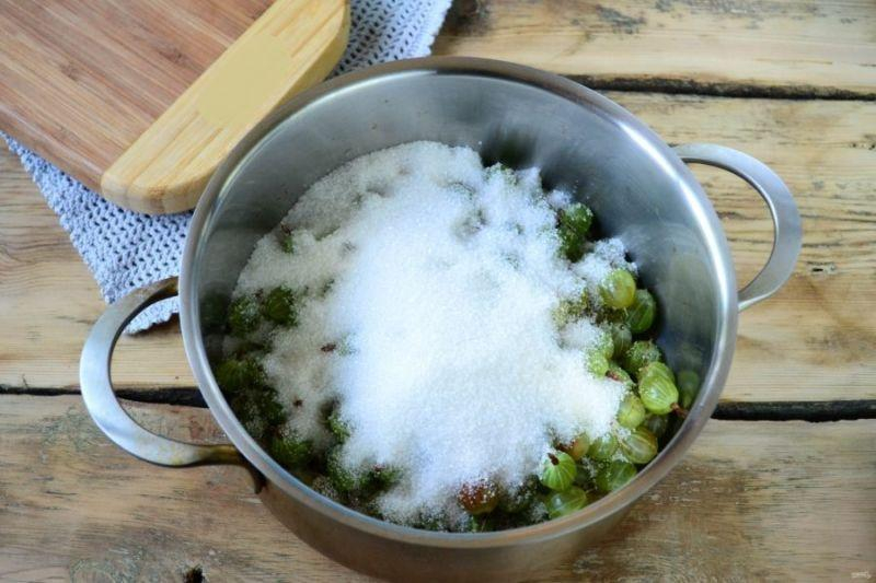 ТОП-5 рецептов приготовления крыжовника с сахаром на зиму без варки